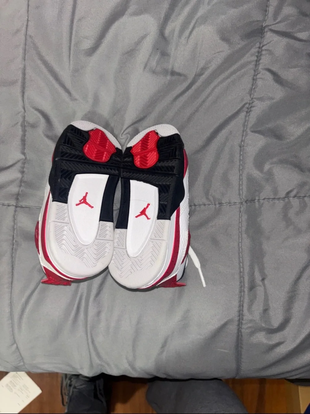 J4 Kids White and Red Athletic Sneakers - Classic Retro Style - Picture 5 of 7